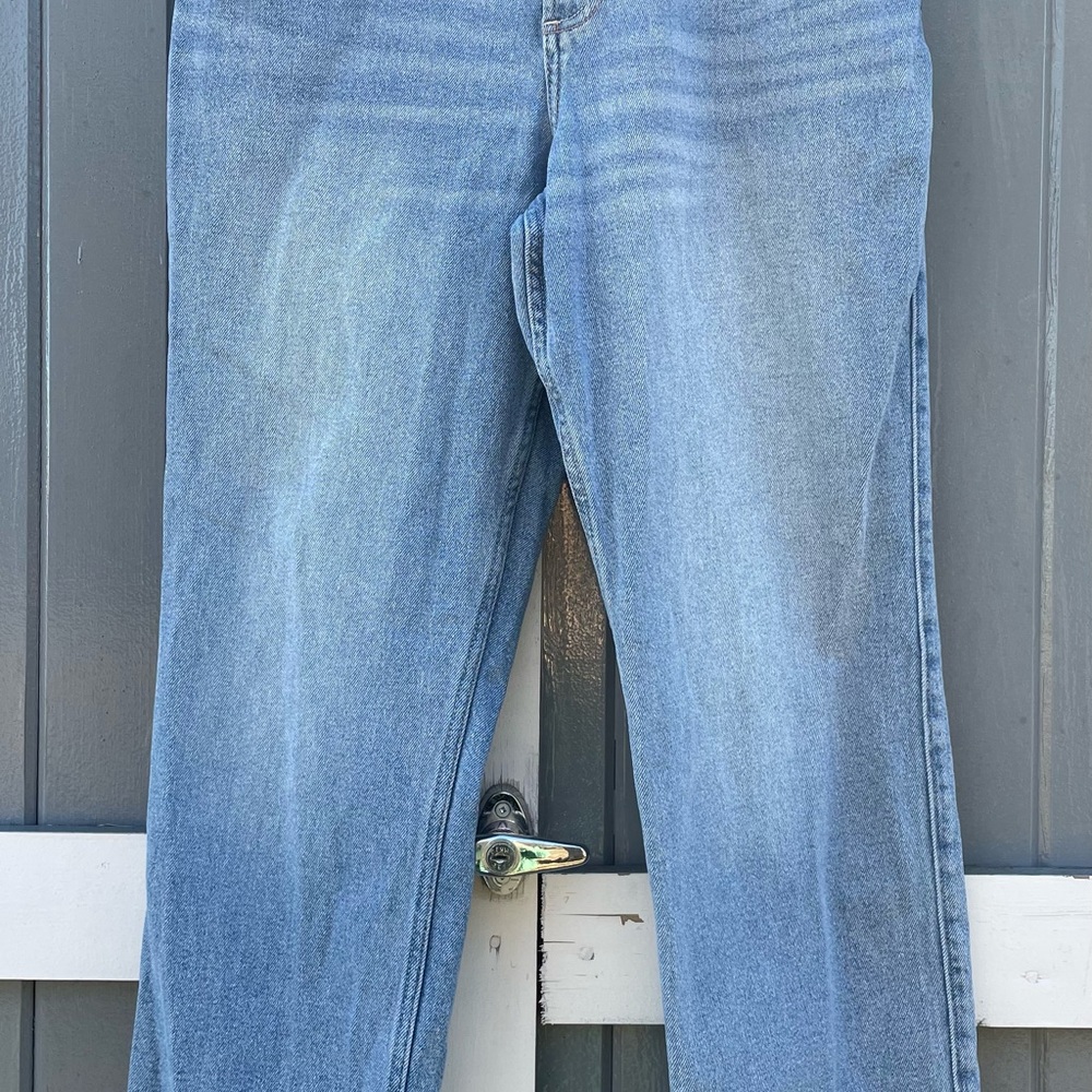 Hollister Curvy High Rise Straight Leg Jeans - Light Blue size 29